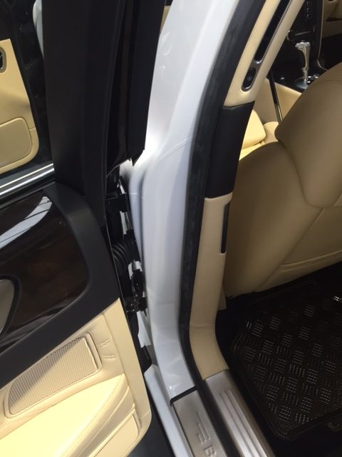 Bentley Flying Spur: White Gloss Wrap